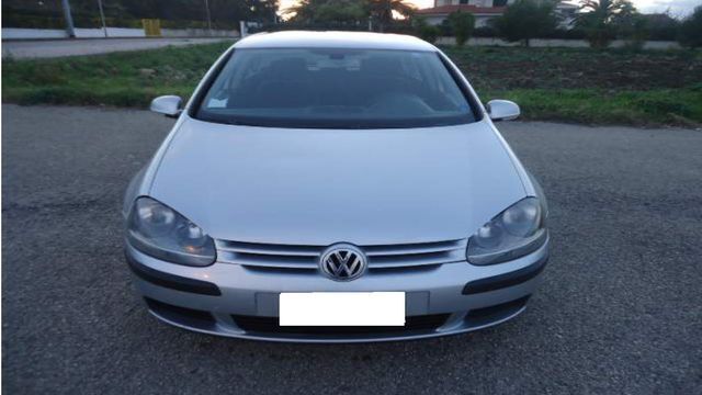 Silber Gebraucht 2004 VW Golf IV Comfortline Limousine | 2.700 € (Fairer Preis) - Bild 1/4