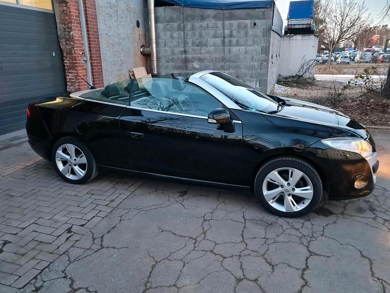 Schwarz Gebraucht 2013 Renault Mégane Cabriolet Cabrio | 7.999 € (Fairer Preis) - Bild 1/4