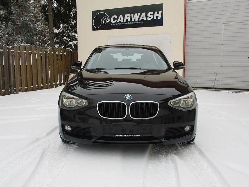 Gebraucht BMW 114 102 PS (75 kW) 2014 Schwarz Kleinwagen