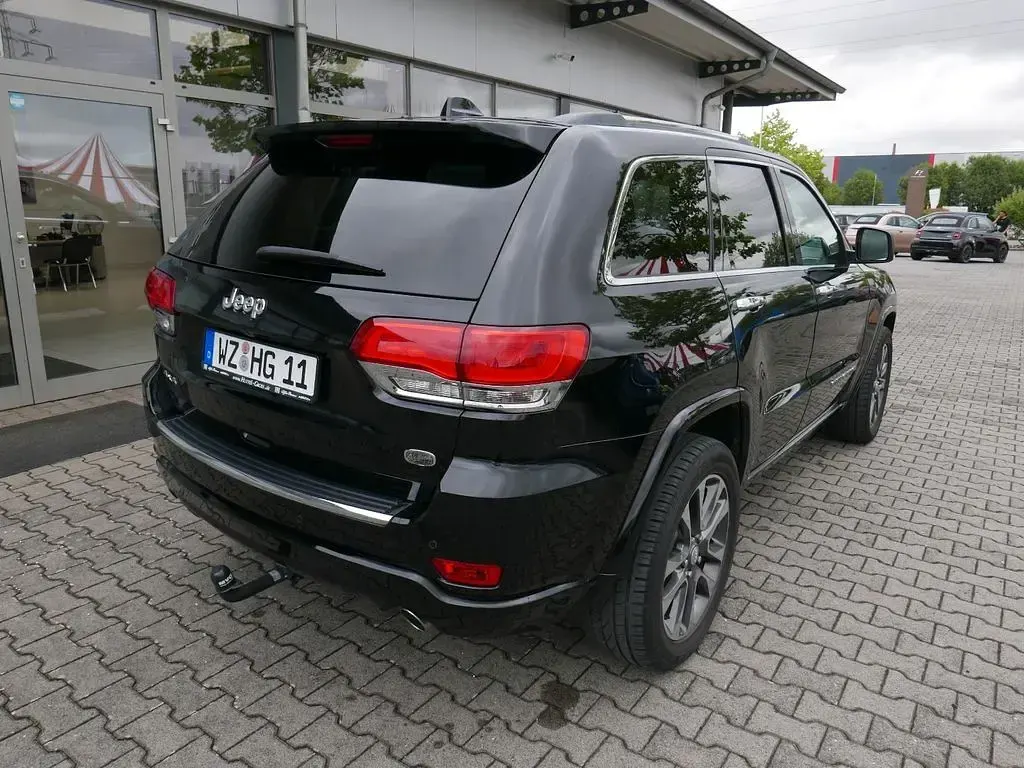 Gebraucht Jeep Cherokee Overland 250 PS (183 kW) 2018 Schwarz SUV