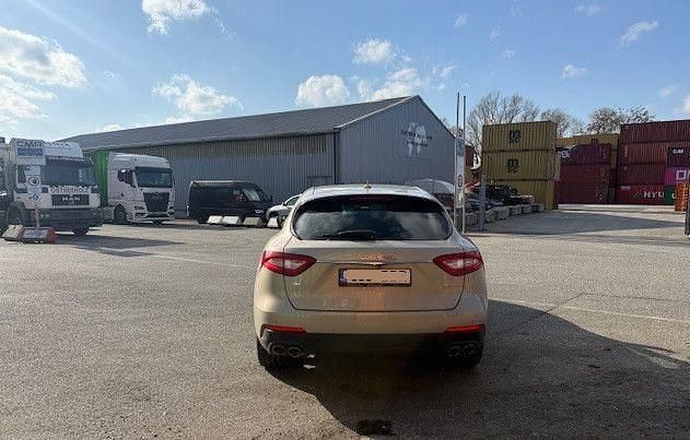 Gebraucht Maserati Levante 275 PS (202 kW) 2019 Beige SUV