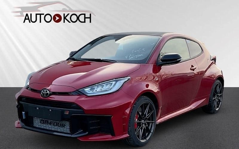 Neu Toyota Yaris 280 PS (205 kW) 2026 Rot Kleinwagen