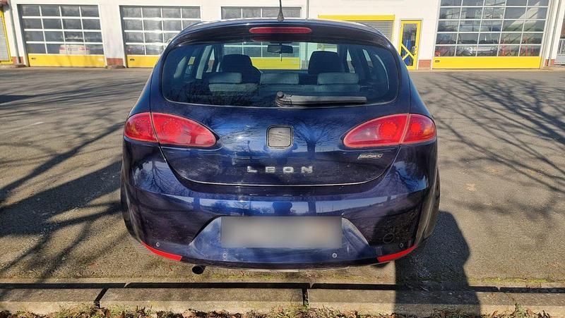 Gebraucht Seat Leon 102 PS (75 kW) 2008 Blau Kleinwagen