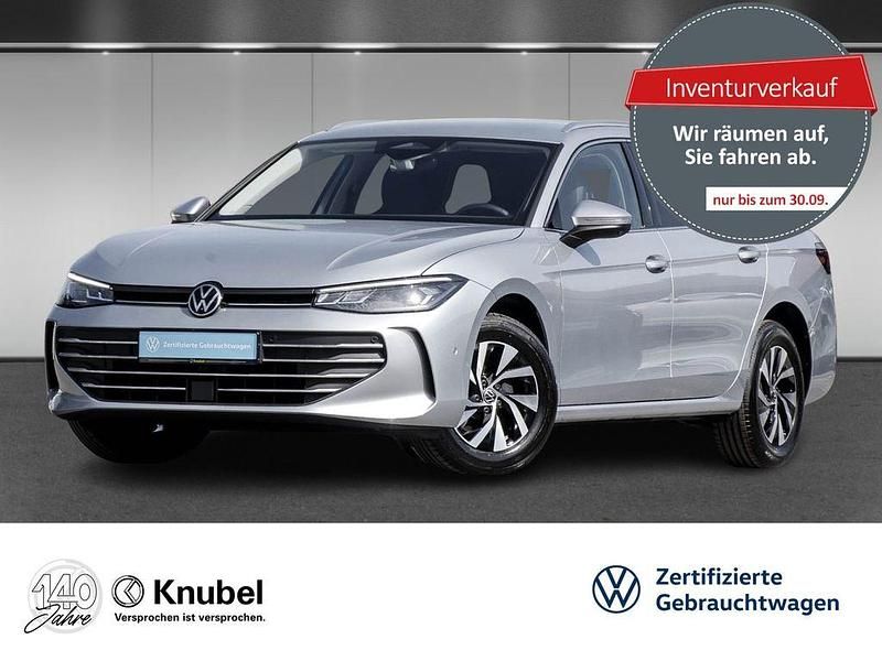 Silber Gebraucht 2024 VW Passat Business Kombi | 39.880 € (Guter Preis) - Bild 1/4