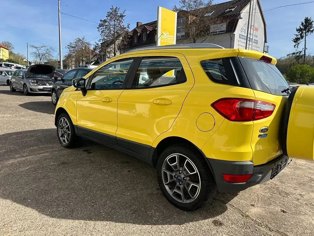 Gebraucht Ford Ecosport Titanium 125 PS (91 kW) 2015 Gelb SUV