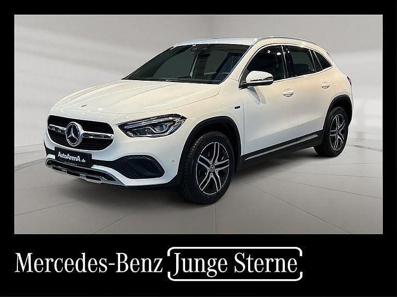 Unilack polarweiss Gebraucht 2020 Mercedes GLA250 Progressive SUV | 26.950 € (Fairer Preis) - Bild 1/4