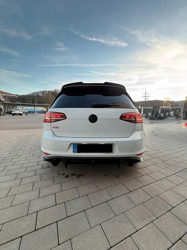 Gebraucht VW Golf GTI 230 PS (169 kW) 2016 Weiß Coupé