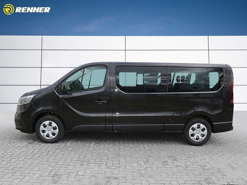 Gebraucht Renault Trafic Life 150 PS (110 kW) 2024 Schwarz Van / Kleinbus
