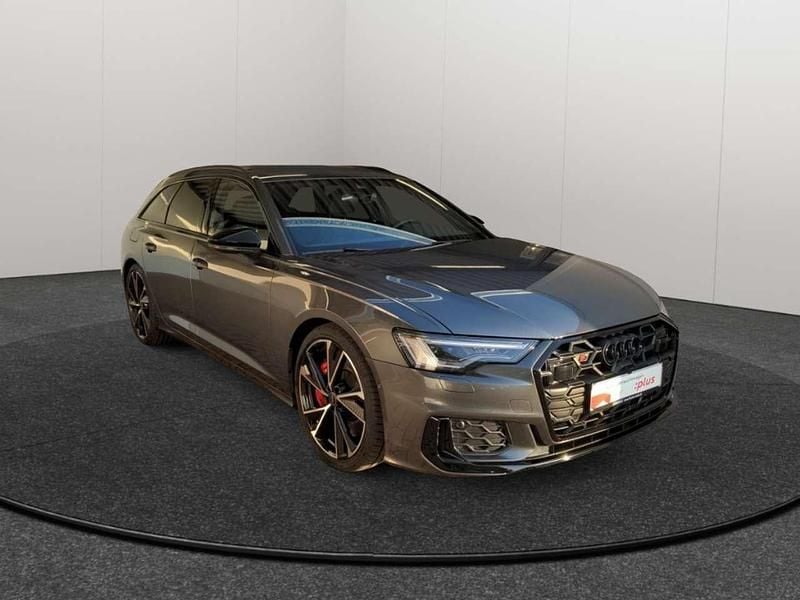Używany Audi S6 Basis 344 KM (253 kW) 2024 Szary Kombi