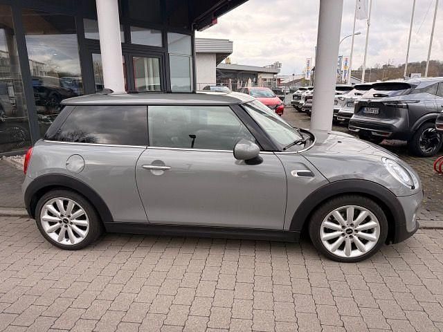 Gebraucht Mini Cooper Chili 136 PS (100 kW) 2016 Grau Kleinwagen