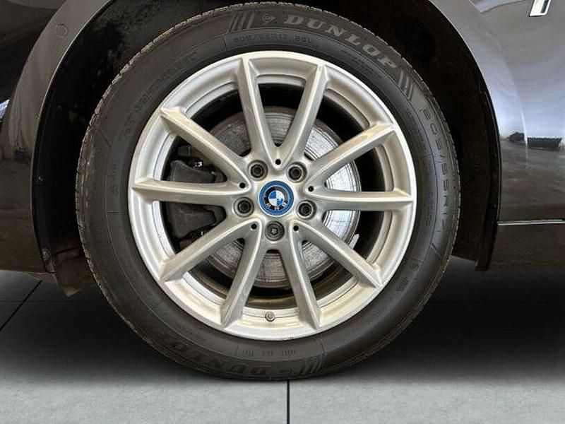 Gebraucht BMW 225 Active Tourer Advantage 224 PS (164 kW) 2019 Schwarz Van / Kleinbus