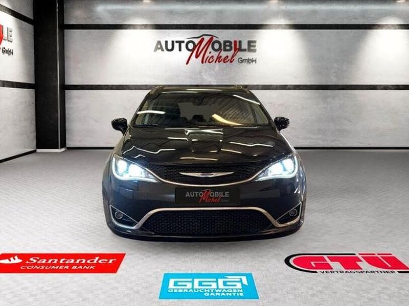 Gebraucht Chrysler Pacifica 423 PS (311 kW) 2019 Schwarz Van / Kleinbus