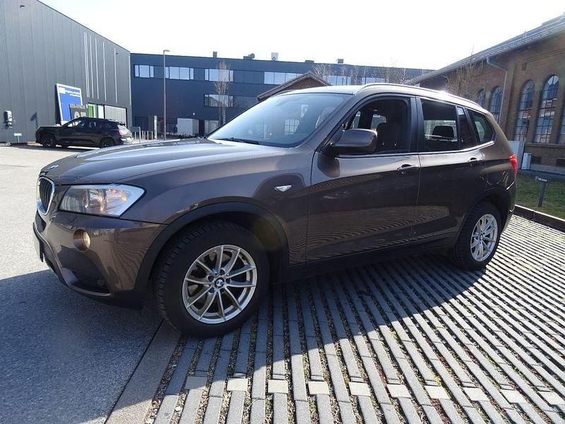 Gebraucht BMW X3 184 PS (135 kW) 2013 Sparkling bronze metallic SUV