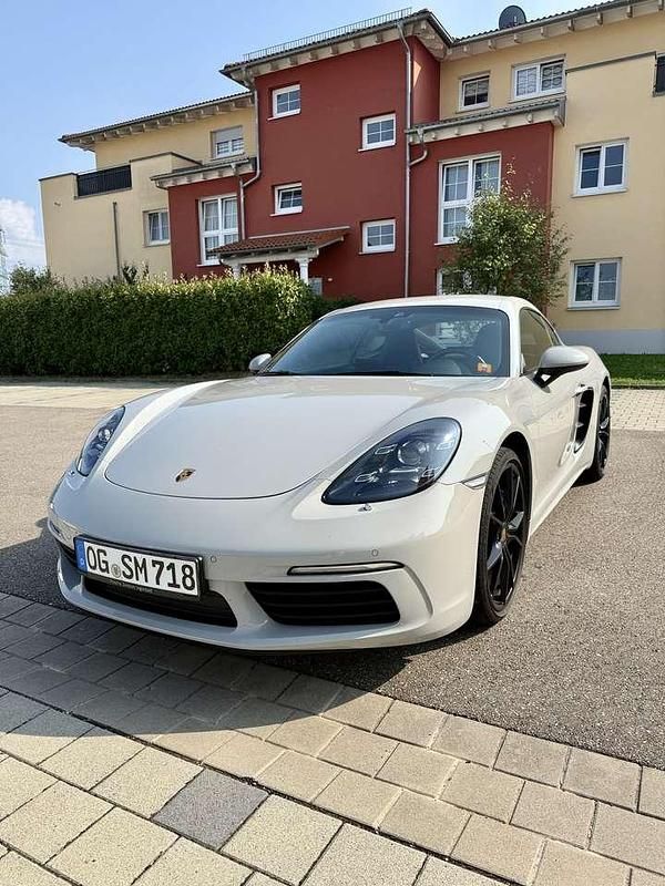 Grau Gebraucht 2019 Porsche Cayman Coupé | 52.500 € (Fairer Preis) - Bild 1/4