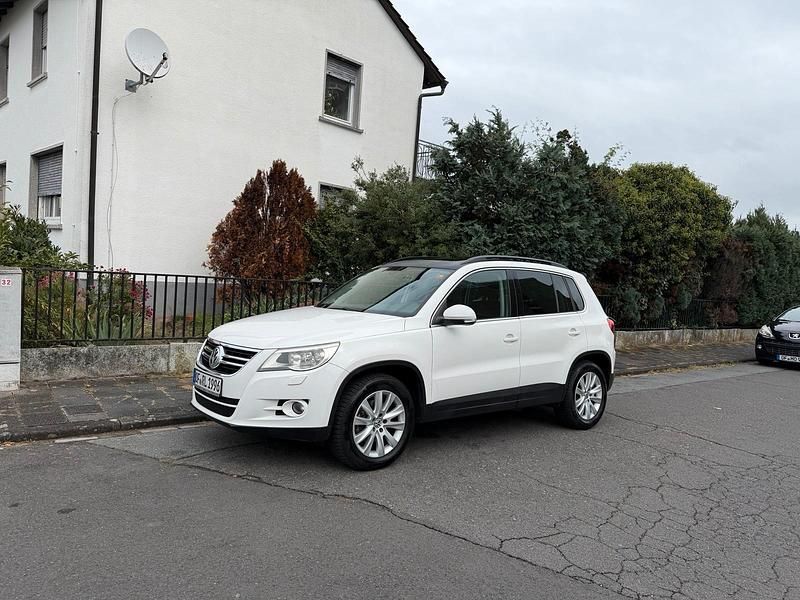Weiß Gebraucht 2008 VW Tiguan Sport SUV | 5.999 € (Fairer Preis) - Bild 1/4