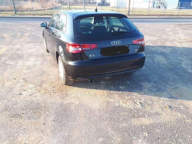Gebraucht Audi A3 Attraction 105 PS (77 kW) 2013 Limousine
