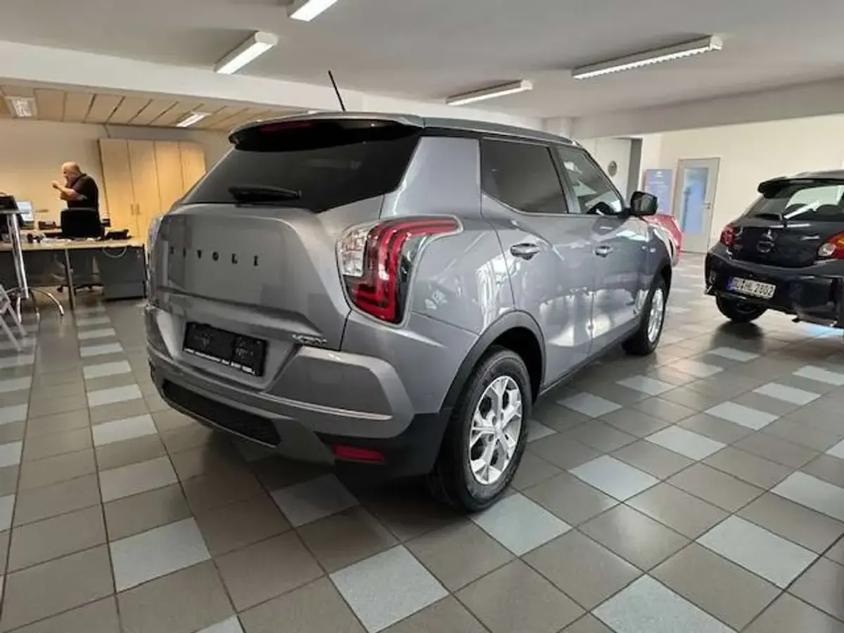 Gebraucht KGM Tivoli 163 PS (119 kW) 2025 Ironmetal SUV