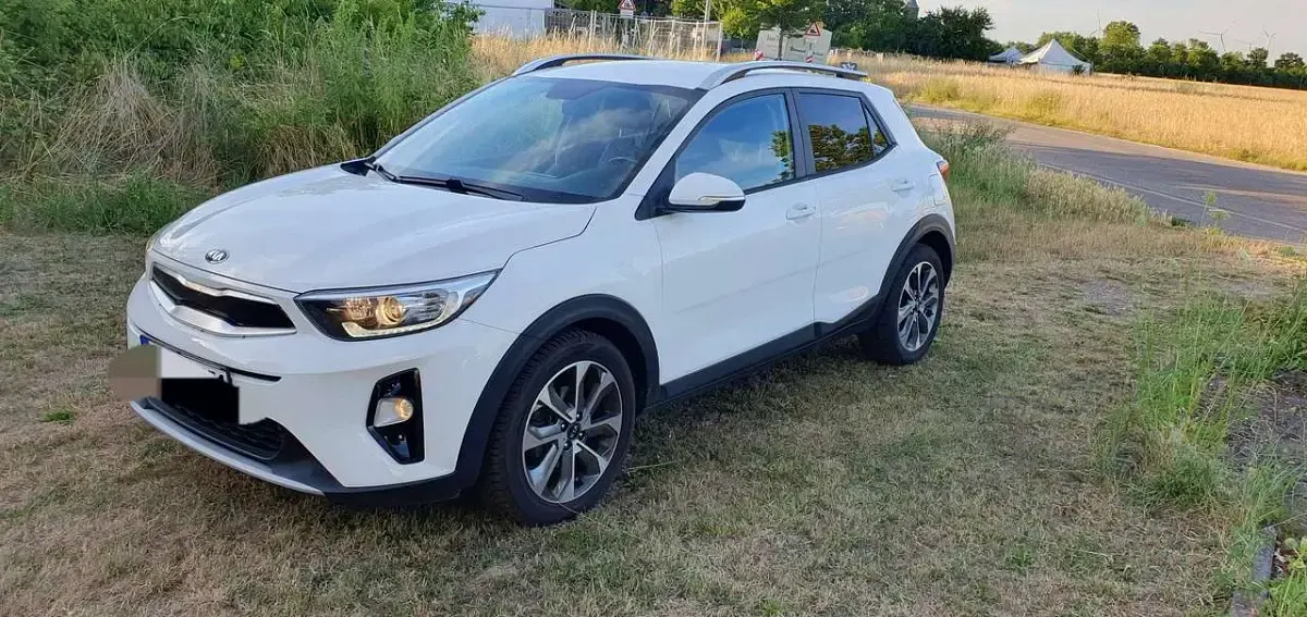 Gebraucht Kia Stonic Vision 99 PS (72 kW) 2019 Weiß SUV