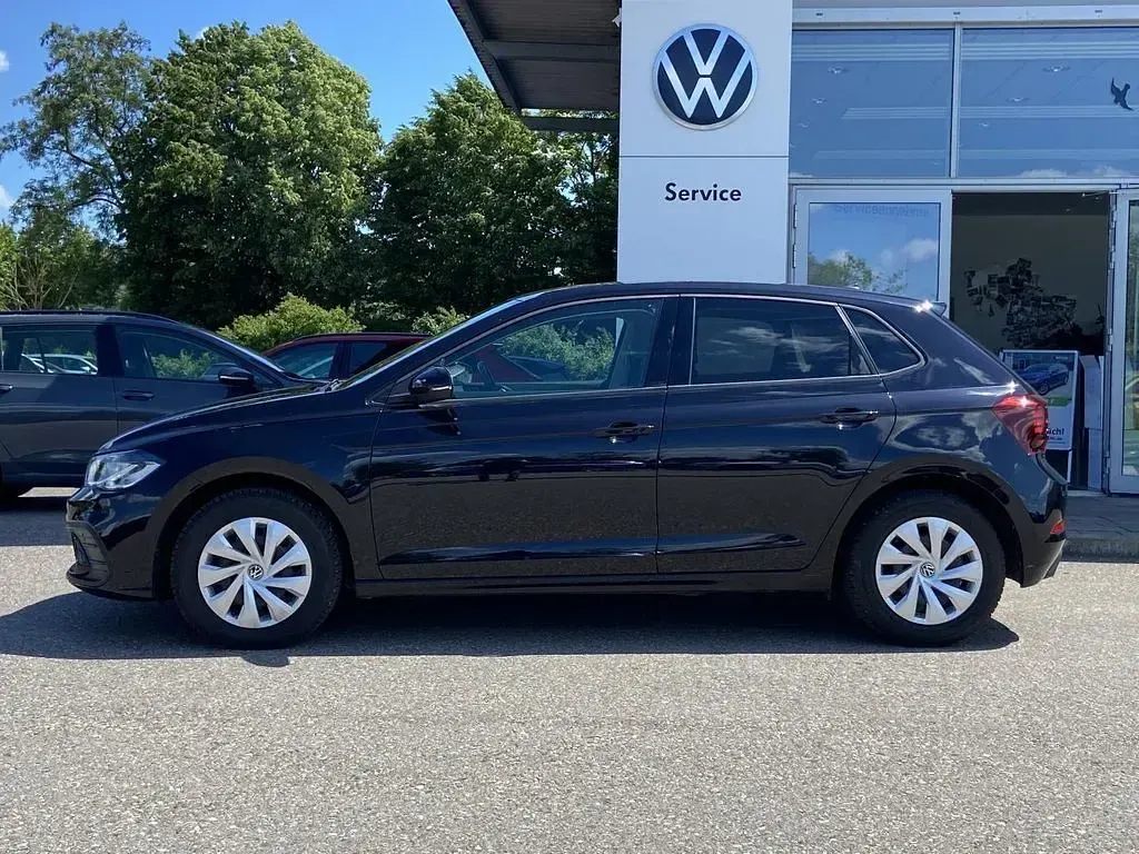Gebraucht VW Polo Active 95 PS (69 kW) 2023 Schwarz Kleinwagen