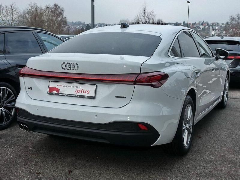 Gebraucht Audi A5 Ambiente 204 PS (150 kW) 2025 Gletscherweiß metallic Limousine