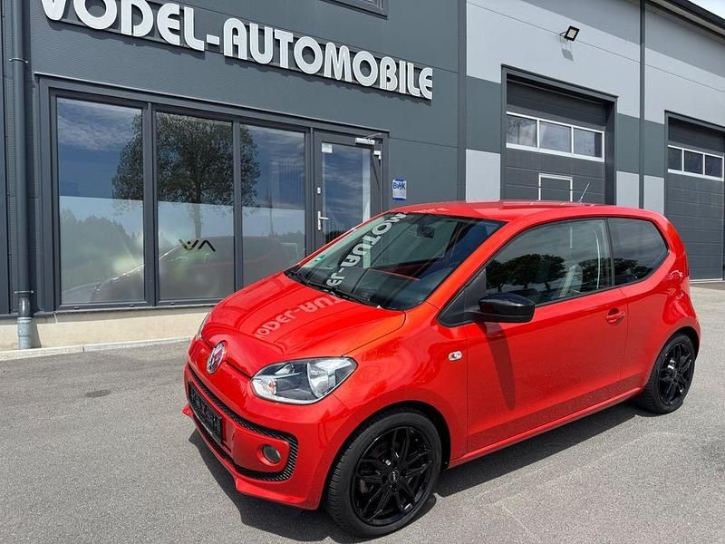 Orange metallic Gebraucht 2014 VW up! Groove Kleinwagen | 7.480 € (Etwas zu teuer) - Bild 1/4