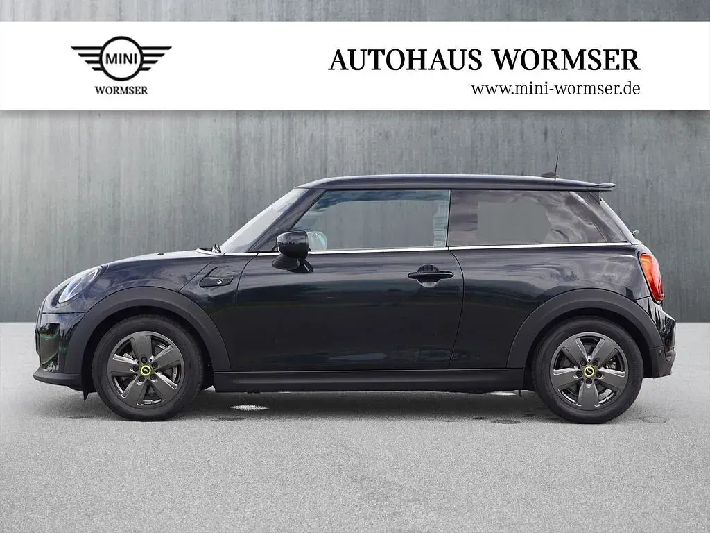 Gebraucht Mini Cooper SE Hatch 135 kW (184 PS) 2022 Midnight black Kleinwagen