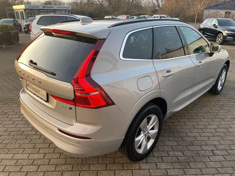 Gebraucht Volvo XC60 Core 250 PS (183 kW) 2025 Silber SUV