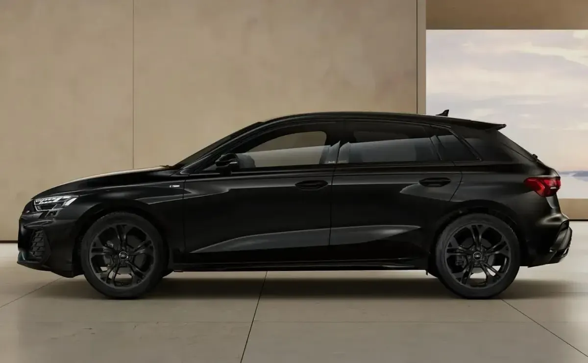 Neu Audi A3 S-Line 204 PS (150 kW) 2026 Mythosschwarz metallic Limousine
