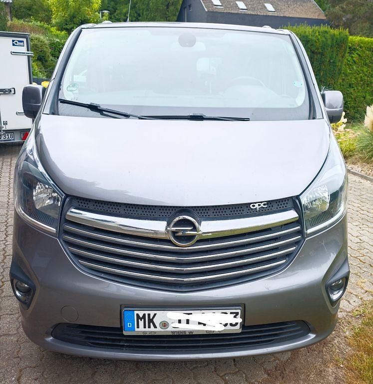 Grau Gebraucht 2016 Opel Vivaro Van | 16.500 € (Fairer Preis) - Bild 1/4