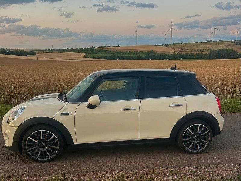 Gebraucht Mini One D 95 PS (69 kW) 2016 Beige Kleinwagen