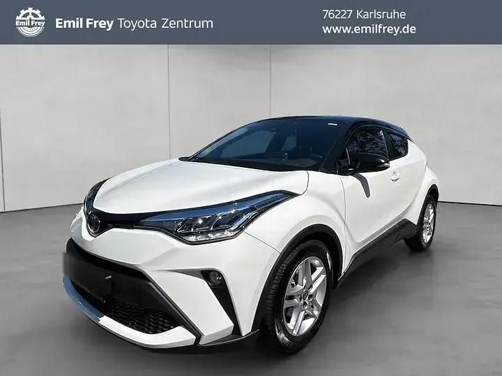 Schneeweiß Gebraucht 2023 Toyota C-HR Basis SUV | 22.480 € (Guter Preis) - Bild 1/4