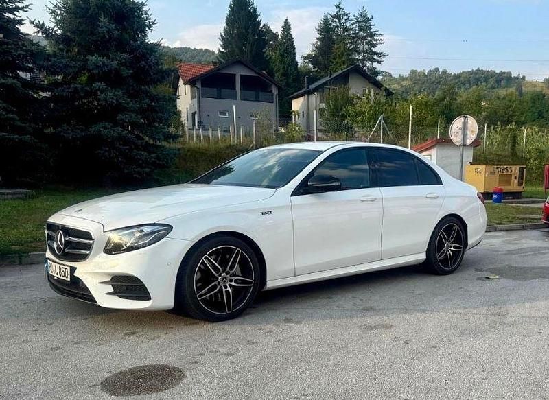 Weiß Gebraucht 2018 Mercedes E400 Limousine | 34.500 € (Guter Preis) - Bild 1/4