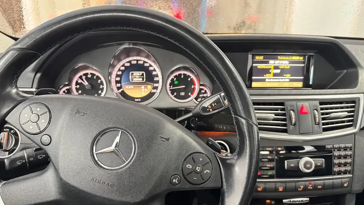 Second-hand Mercedes E250 204 CP (150 kW) 2012 Gri Break