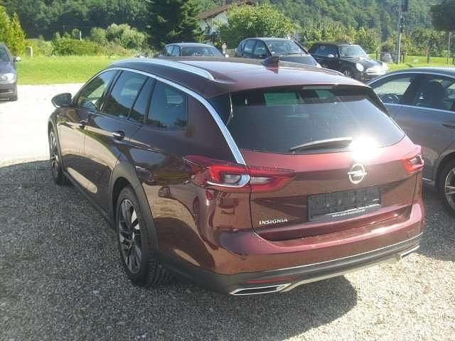 Gebraucht Opel Insignia Country Tourer Exklusiv 165 PS (121 kW) 2018 Rot Kombi