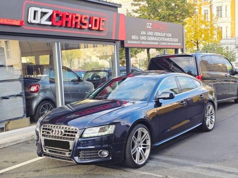 Tiefseeblau perleffekt (metallic) Gebraucht 2009 Audi A5 Coupé | 6.490 € (Superpreis) - Bild 1/4
