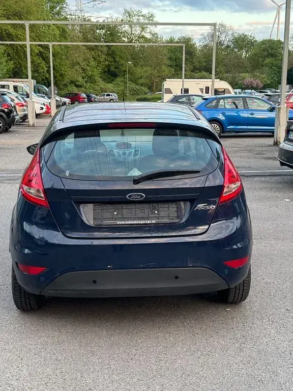 Gebraucht Ford Fiesta 60 PS (44 kW) 2010 Blau Limousine