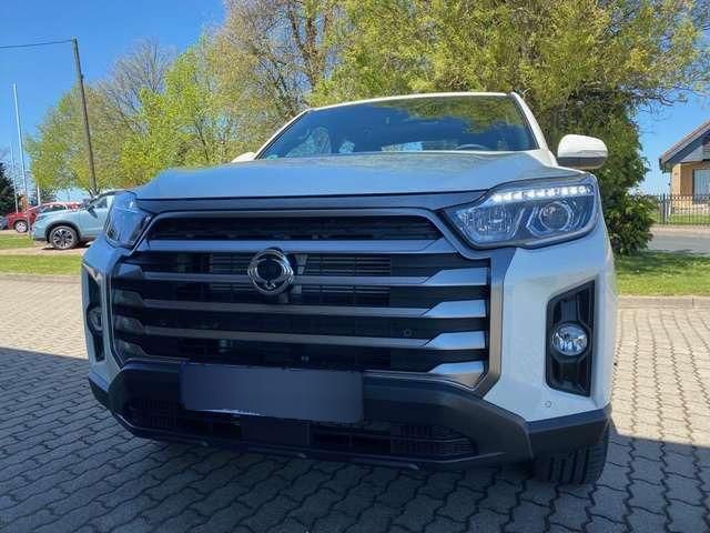 Farbe: weiß Gebraucht 2023 Ssangyong Musso | 41.660 € - Bild 1/1