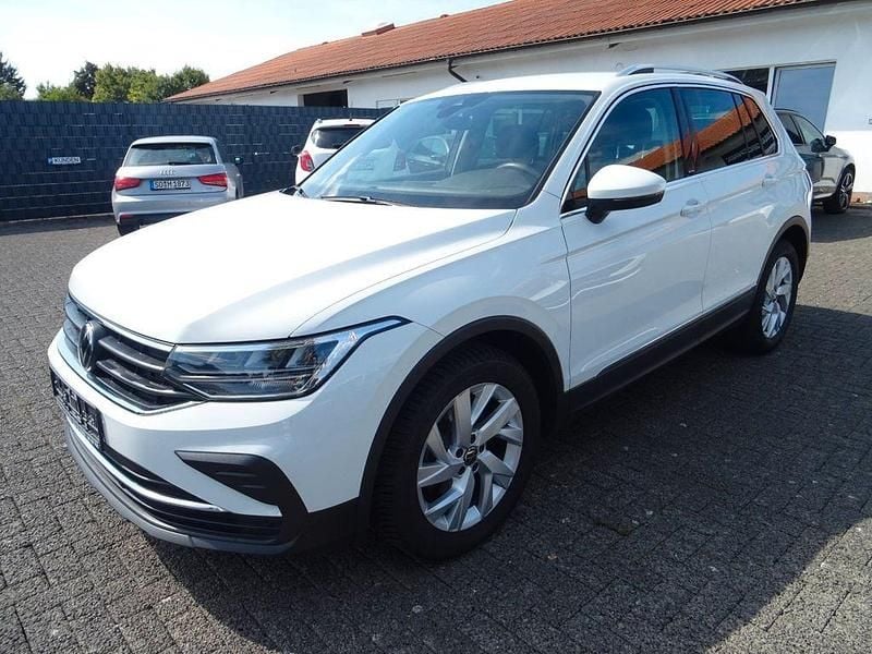 Weiß Gebraucht 2023 VW Tiguan Move SUV | 21.990 € (Superpreis) - Bild 1/4