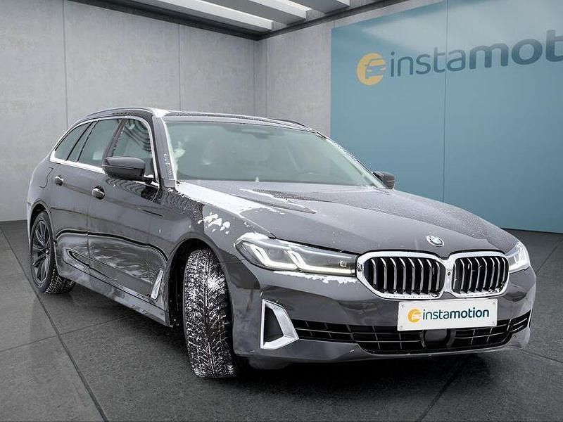 Gebraucht BMW 540 333 PS (244 kW) 2021 Grau Kombi