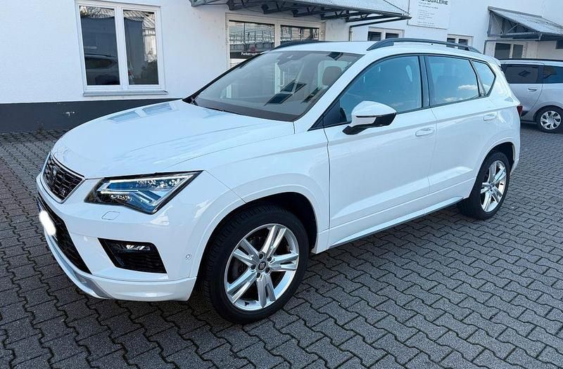Weiß Gebraucht 2020 Seat Ateca FR SUV | 23.999 € (Guter Preis) - Bild 1/4