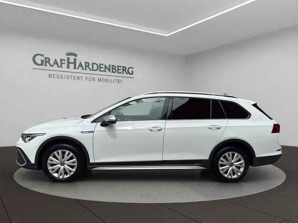 Gebraucht VW Golf Alltrack 200 PS (147 kW) 2022 Weiß Kombi