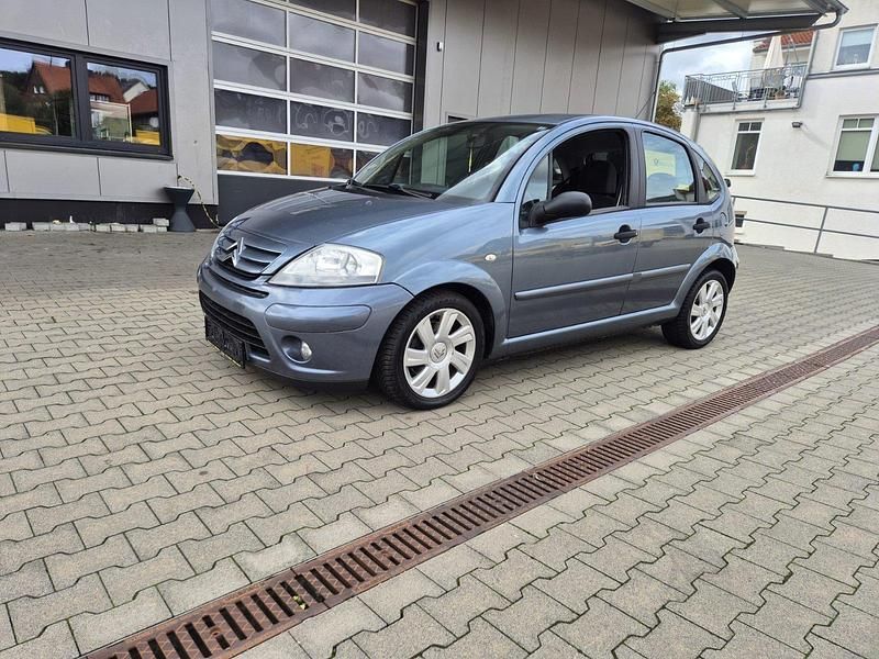 Grau Gebraucht 2006 Citroën C3 Kleinwagen | 3.200 € (Etwas zu teuer) - Bild 1/4
