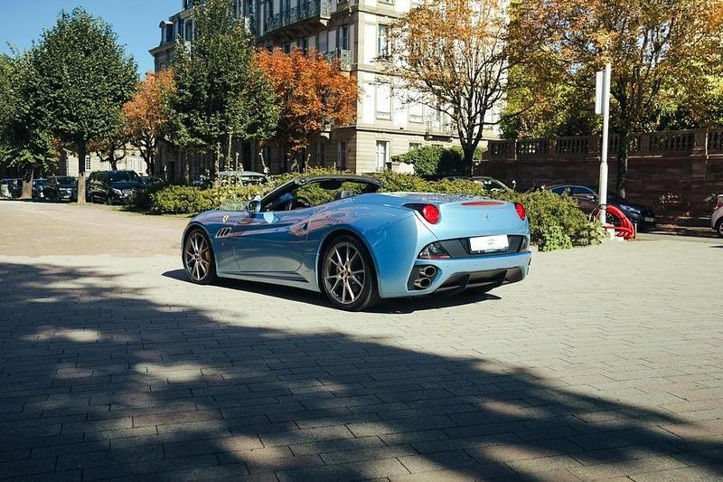 Gebraucht Ferrari California 460 PS (338 kW) 2011 Blau Cabrio