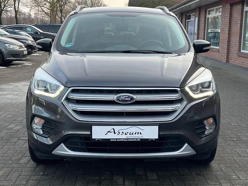 Gebraucht Ford Kuga Cool & Connect 120 PS (88 kW) 2018 Grau SUV