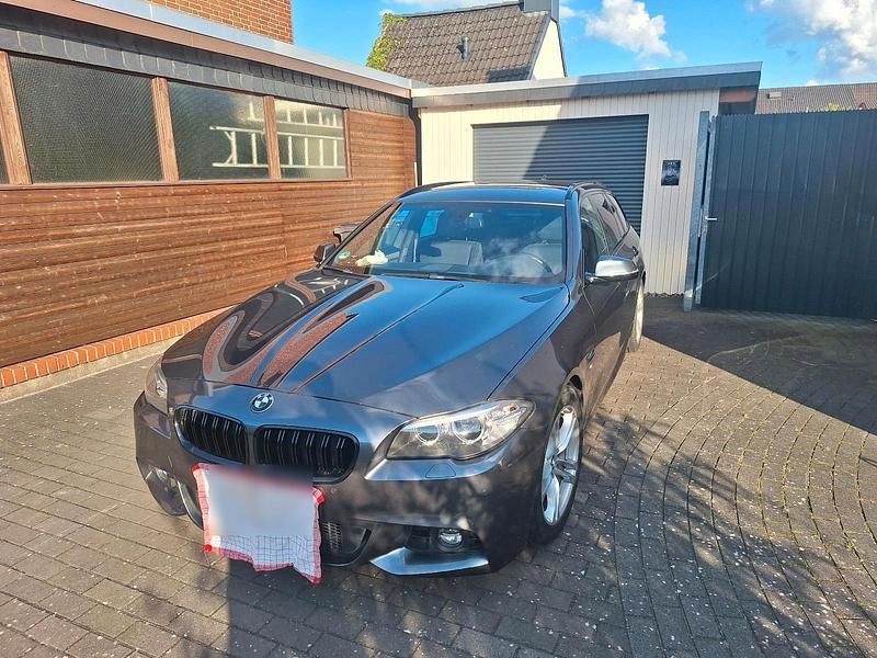 Silber Gebraucht 2017 BMW 520 Kombi | 17.300 € (Guter Preis) - Bild 1/4