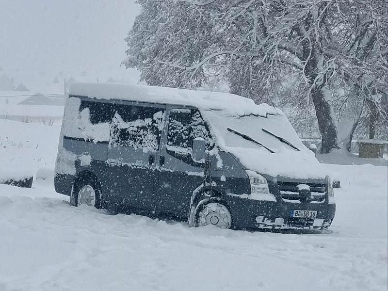 Andere farben Gebraucht 2009 Ford Transit Tourneo Van / Kleinbus | 4.250 € (Superpreis) - Bild 1/4