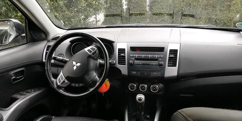 Gebraucht Mitsubishi Outlander 146 PS (107 kW) 2011 Braun SUV