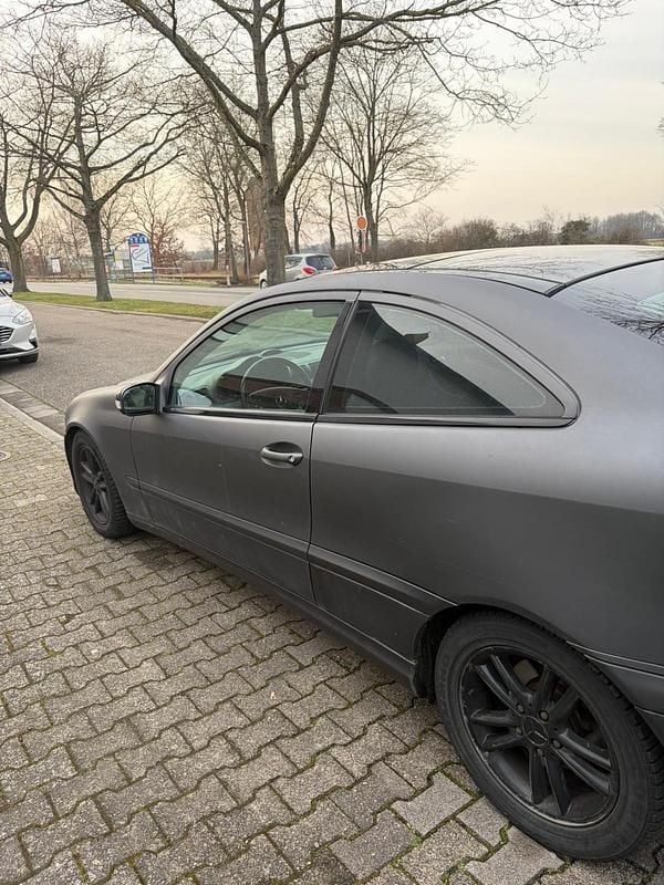Gebraucht Mercedes C230 193 PS (141 kW) 2001 Grau Coupé