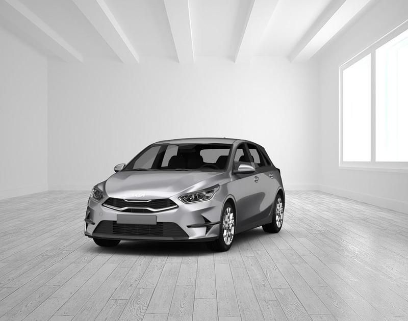 Gebraucht Kia Ceed Gold 140 PS (102 kW) 2025 Silber Kleinwagen