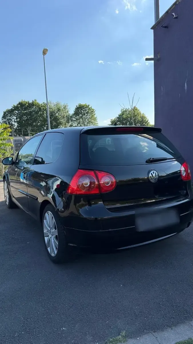 Gebraucht VW Golf 90 PS (66 kW) 2005 Schwarz Coupé